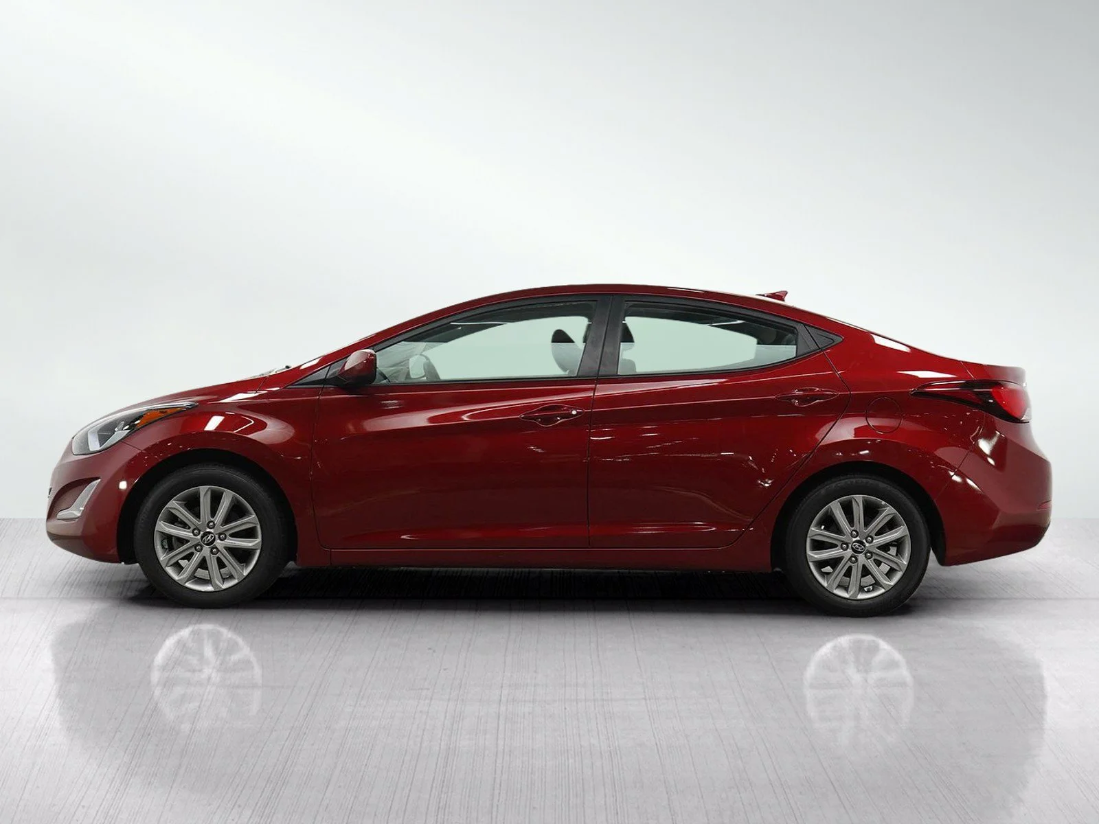 Used 2016 Hyundai Elantra SE with VIN 5NPDH4AE3GH693364 for sale in Burnsville, Minnesota