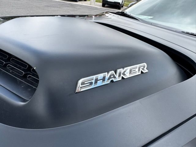 Used 2017 Pitch Black Clearcoat Dodge R/T Shaker image 9