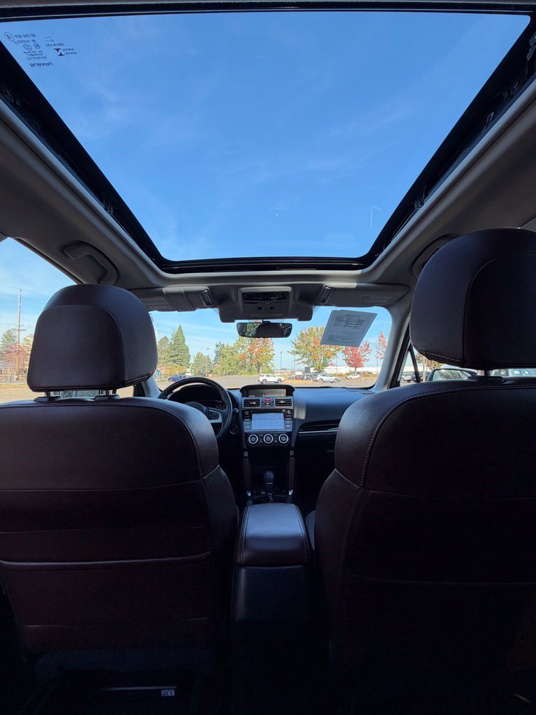 Used 2018 Crystal White Pearl Subaru 2.5i Touring image 27
