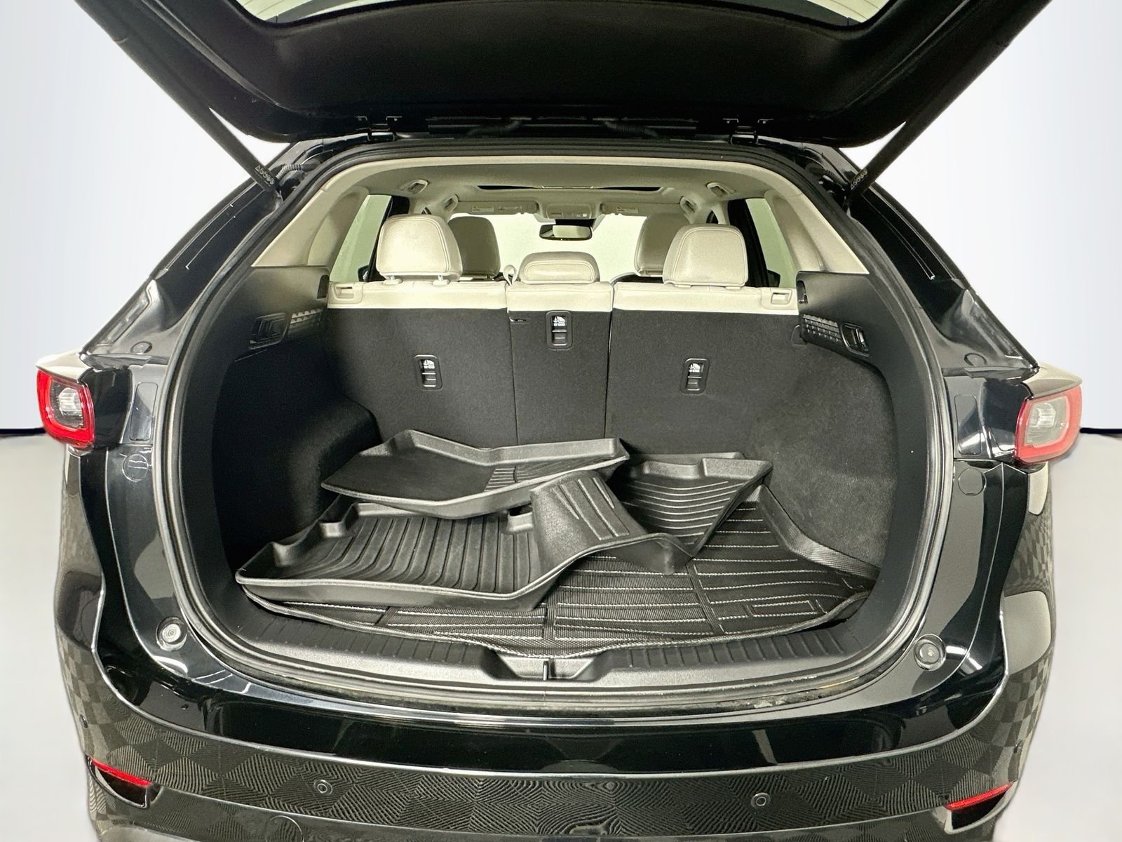 Used 2025 Jet Black Mica Mazda 2.5 S Premium Plus Package Vented Seats Heads Up Sunroof image 28