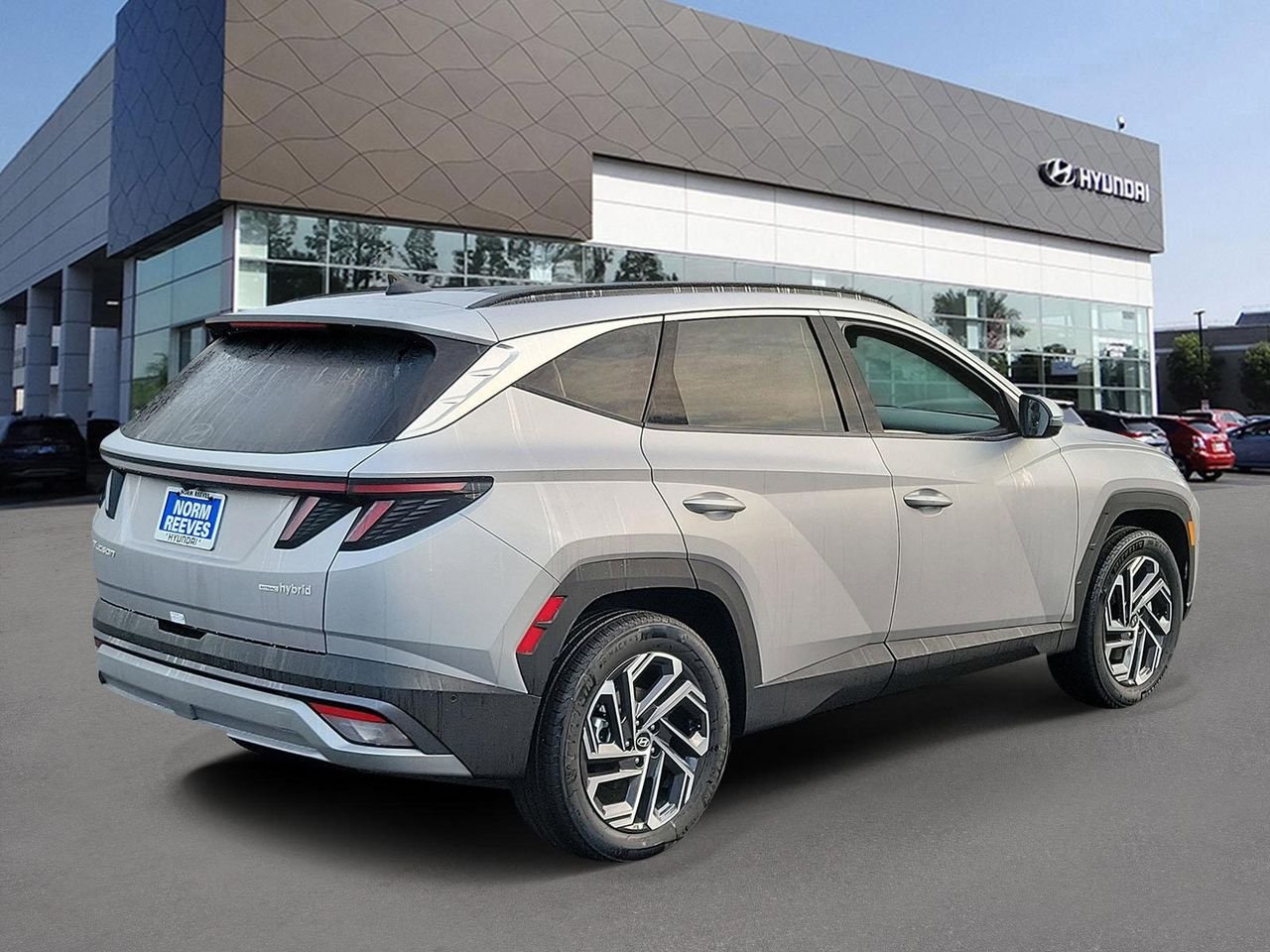 New 2026 Shimmering Silver Hyundai Limited image 2