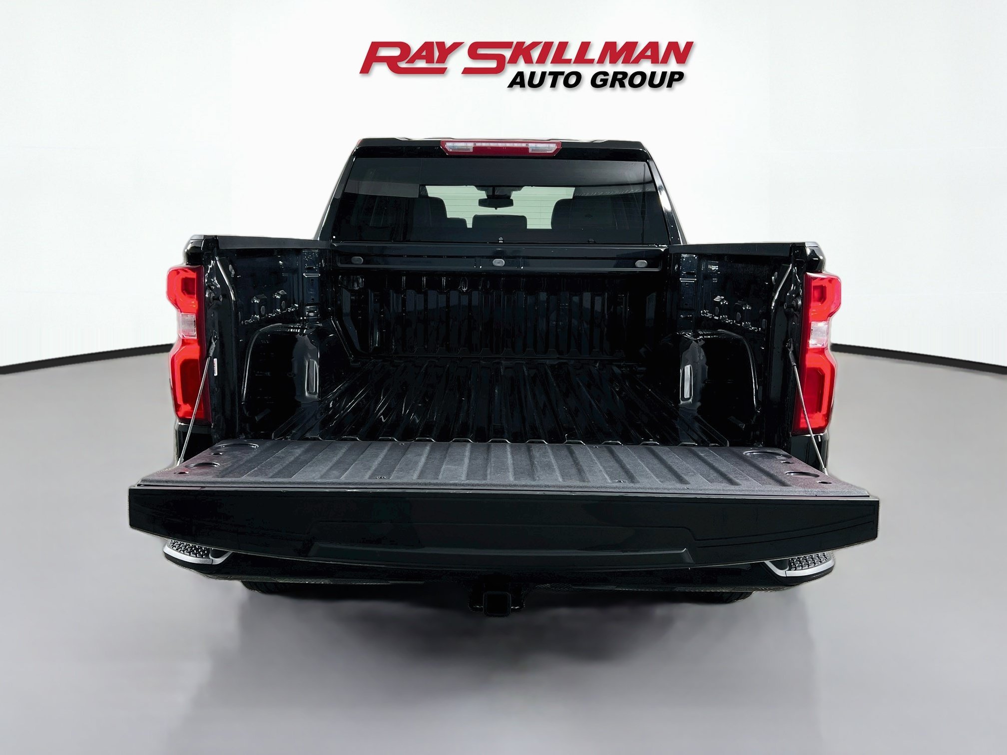Used 2026 Black Chevrolet RST image 25