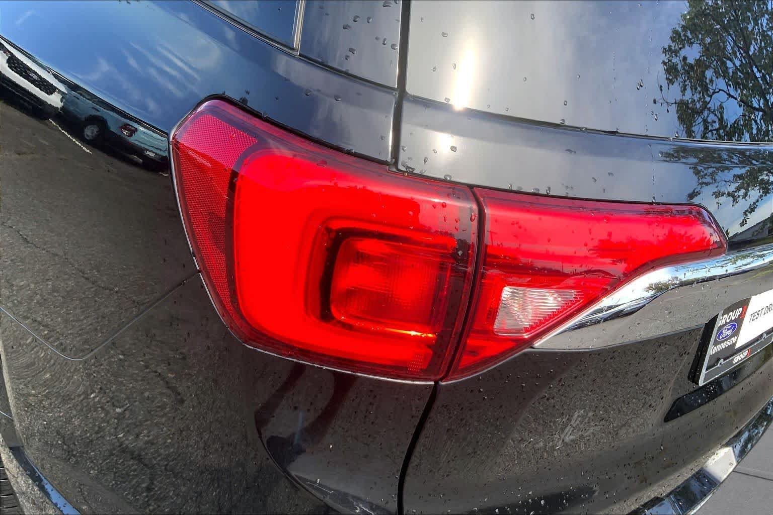 Used 2019 Ebony Twilight Metallic GMC Denali image 28