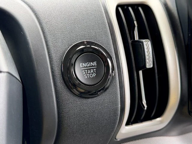 Used 2025 Black Ford Active image 27