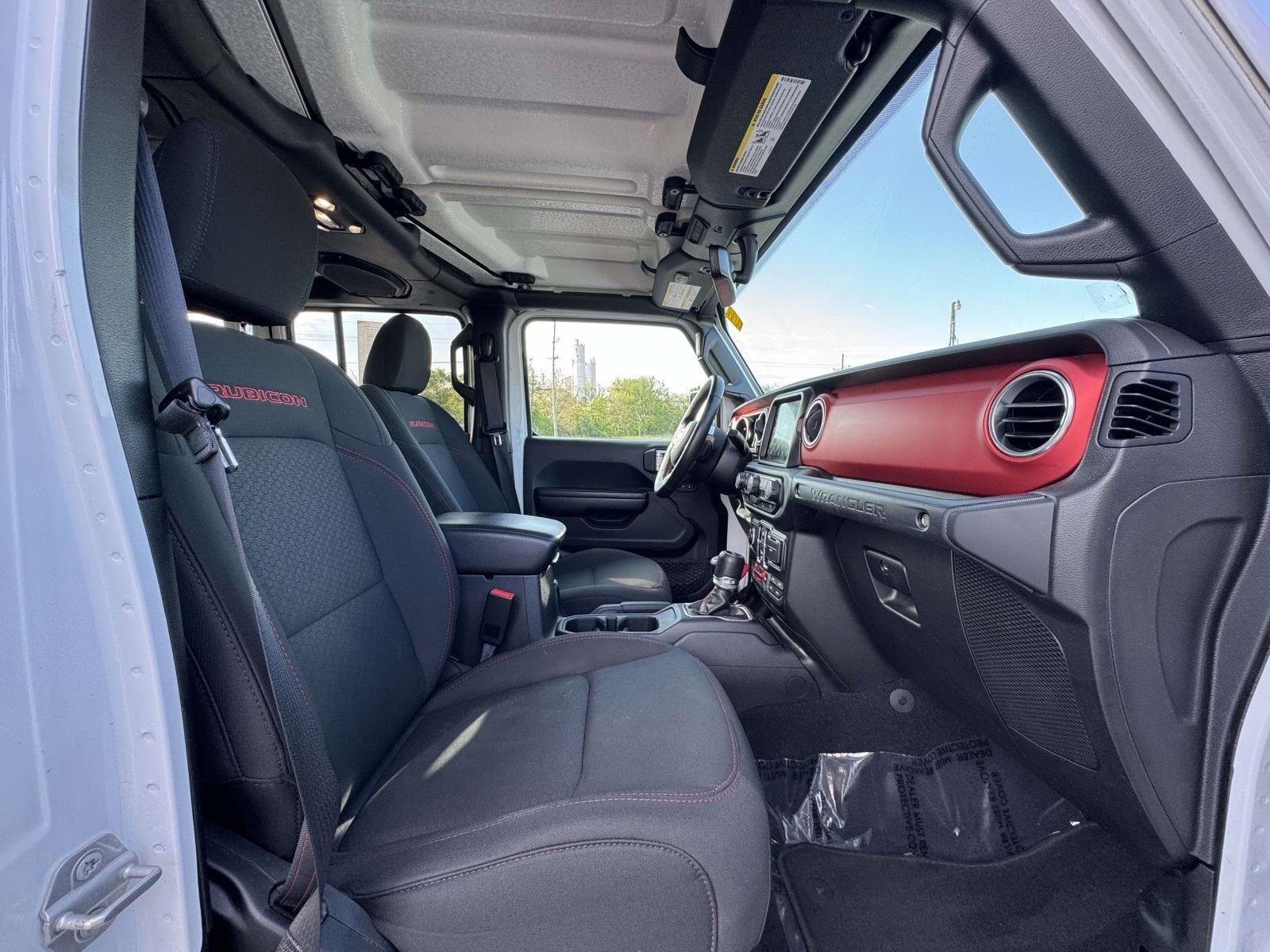 Used 2020 Bright White Clearcoat Jeep Rubicon image 17