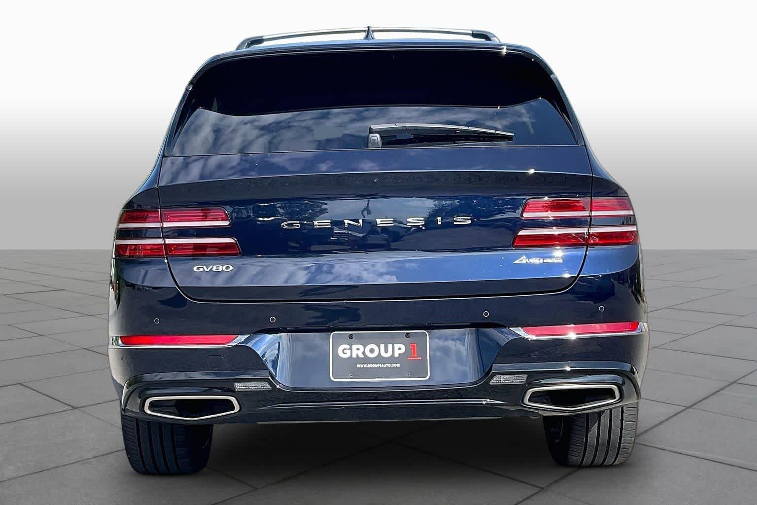 Used 2024 Capri Blue Genesis  image 4