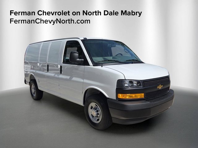 2026 Chevrolet Express Cargo 1WT