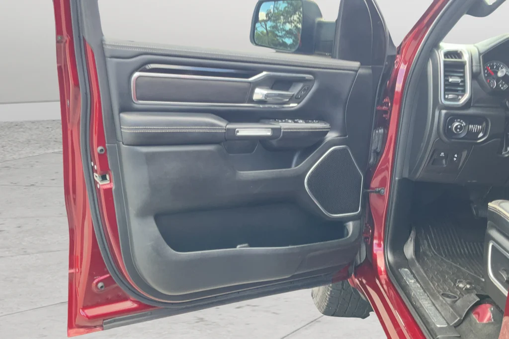 Used 2022 Red Ram Laramie image 11