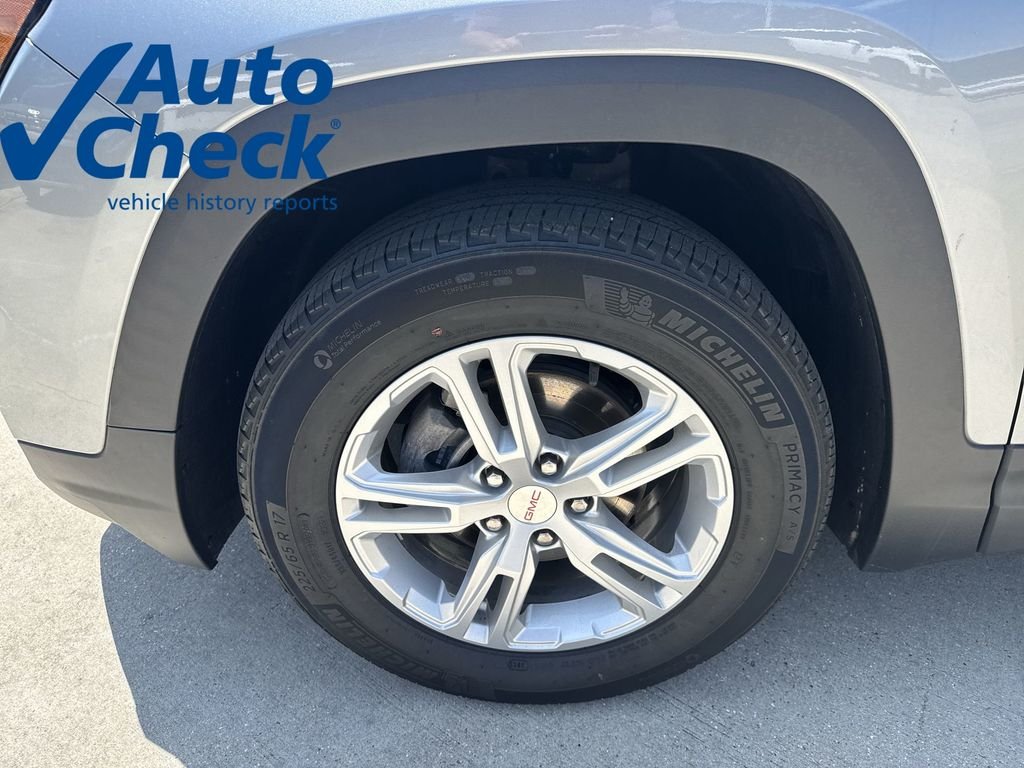 Used 2023 Sterling Metallic GMC SLE image 18