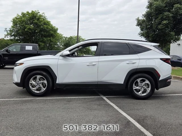 Used 2024 White Hyundai SEL image 2