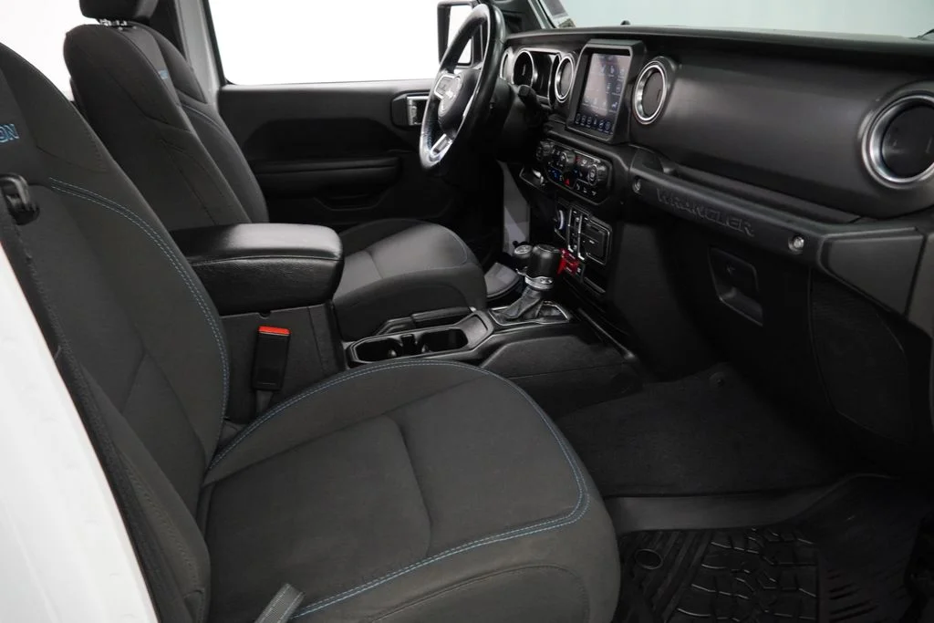 Used 2022 White Jeep Unlimited Rubicon 4xe image 48