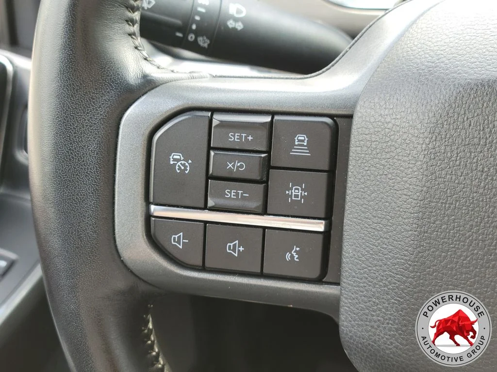 Used 2022 Blue Ford Lariat image 28