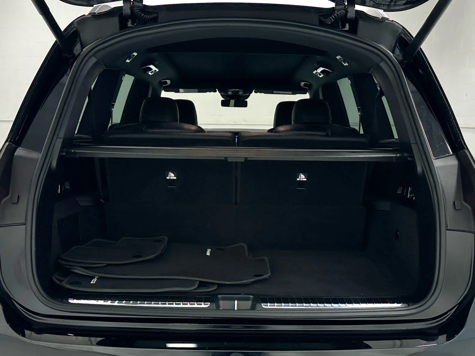 Used 2024 Black Mercedes-Benz GLS 450 image 49