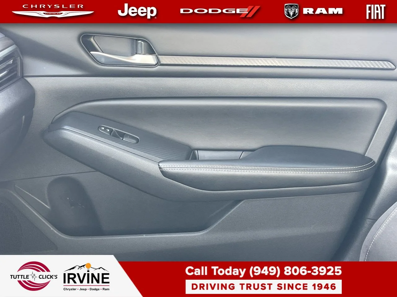 Used 2025 Garnet Pearl Metallic Nissan SV image 32