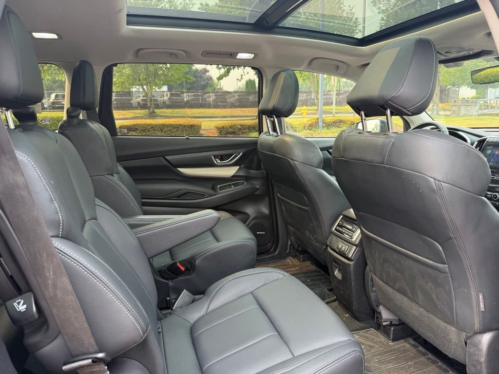 Used 2022 Ice Silver Metallic Subaru Limited image 22