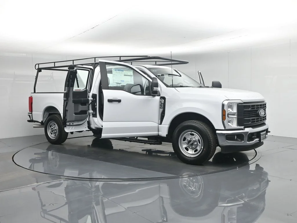 New 2026 White Ford XL image 32