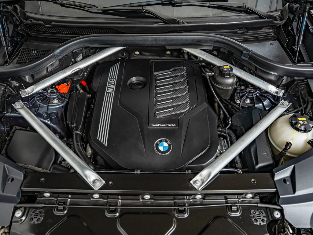 Used 2019 Arctic Gray Metallic BMW xDrive40i image 48