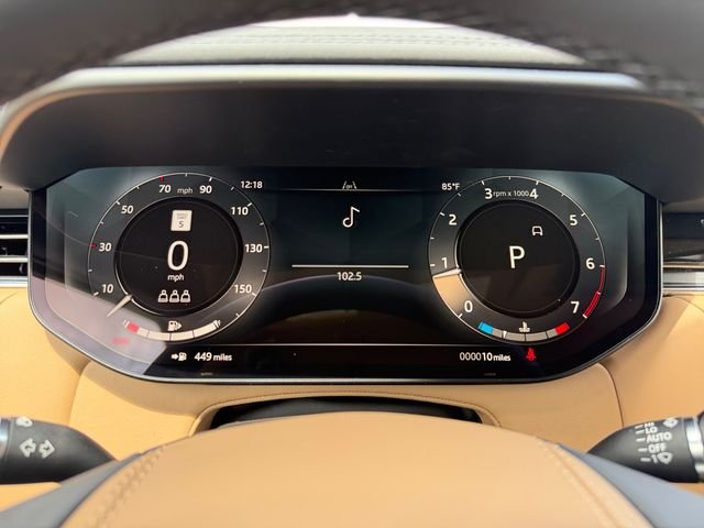 New 2026 Carpathian Grey Land Rover SE image 14
