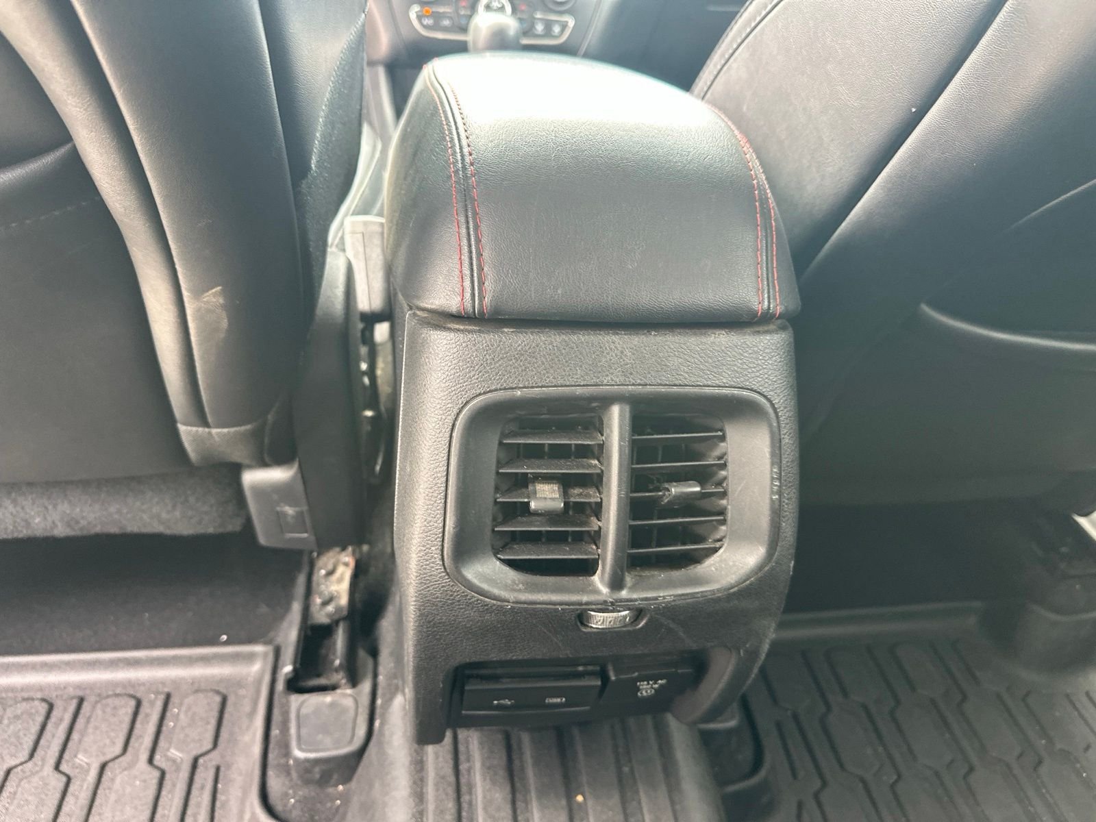 Used 2019 Diamond Black Crystal Pearlcoat Jeep Trailhawk image 26