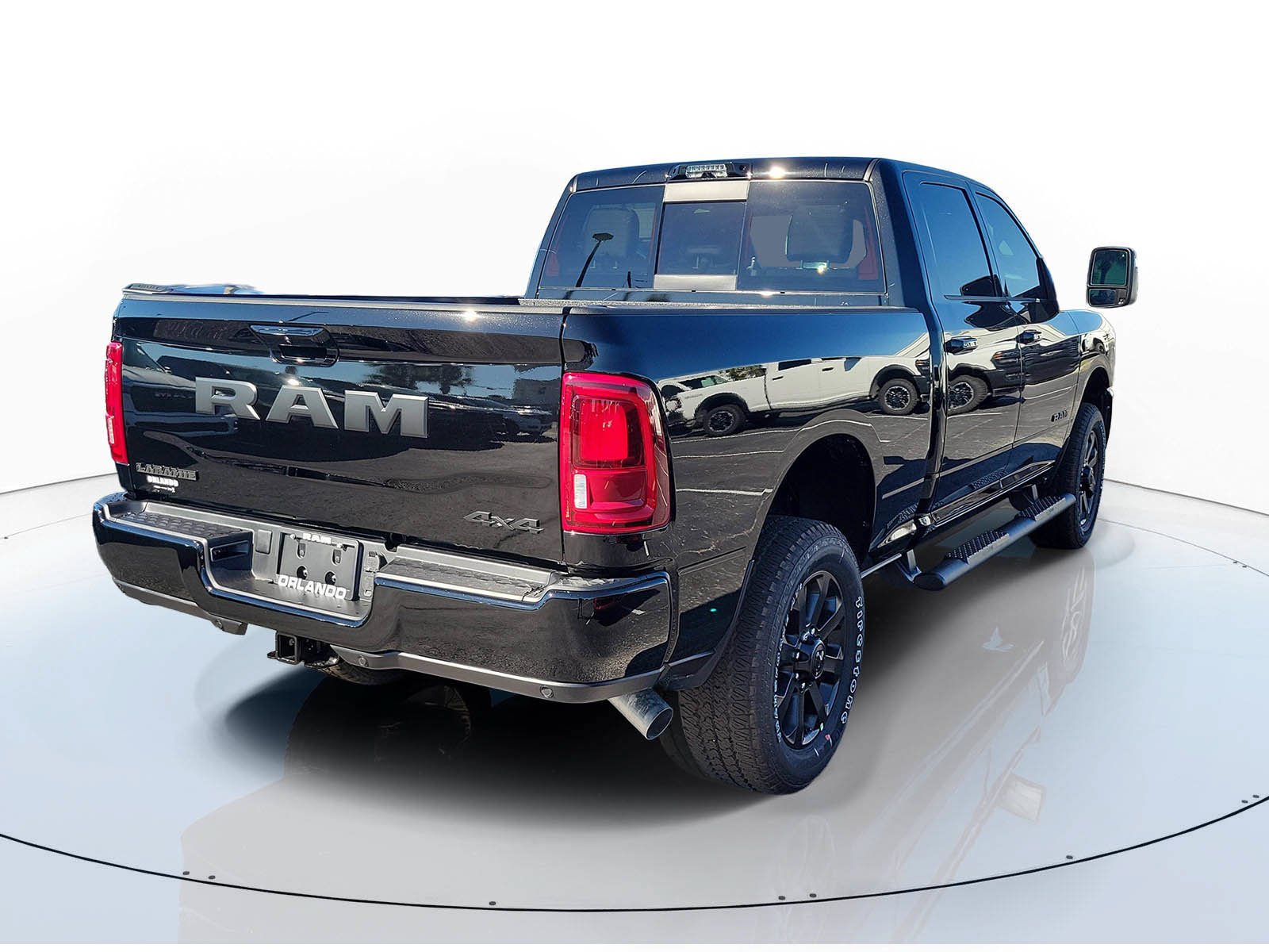 New 2026 Diamond Black Crystal Pearl-Coat Exterior Paint RAM Laramie image 3