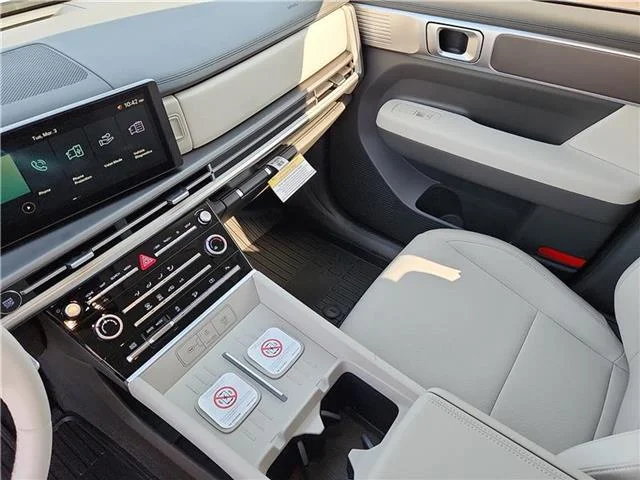 New 2026 Hampton Gray Hyundai SE image 20