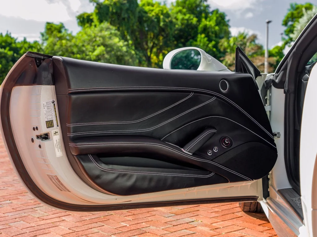 Used 2015 Bianco Avus Ferrari T image 14