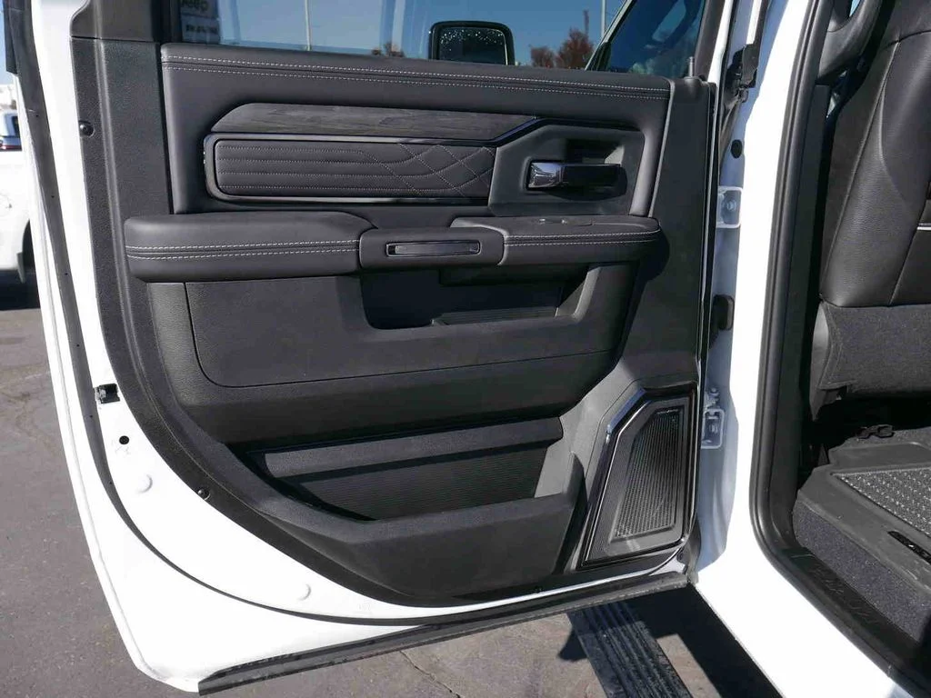 New 2026 White Ram Limited image 19