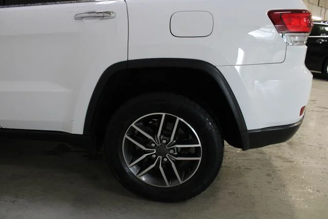Used 2021 White Jeep Limited image 30