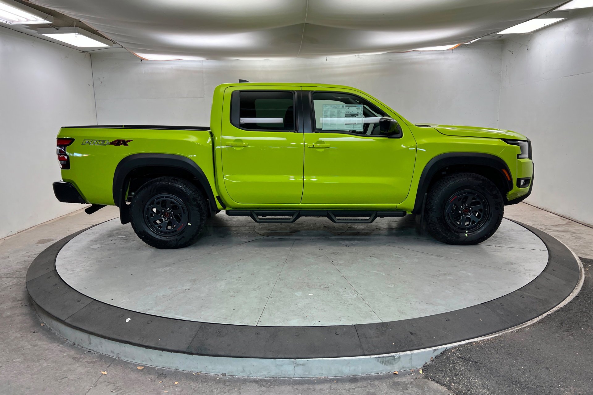 2026 Nissan Frontier PRO-4X - Photo 7