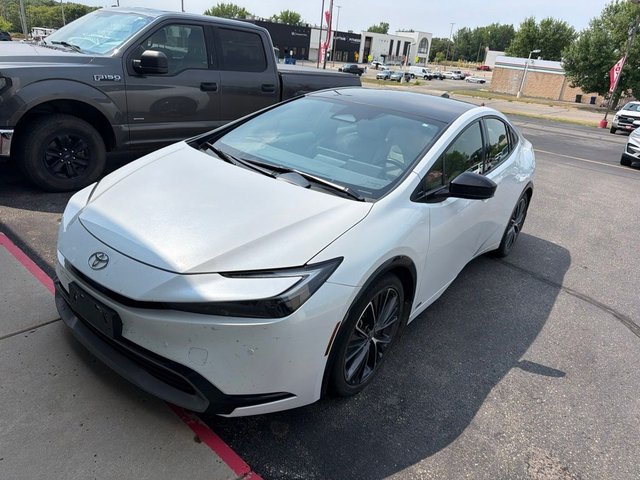 2024 Toyota Prius XLE