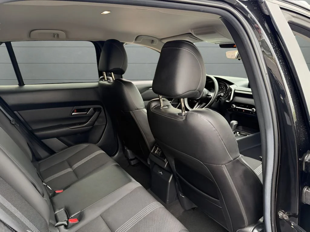 Used 2025 Gray Mazda Preferred image 26