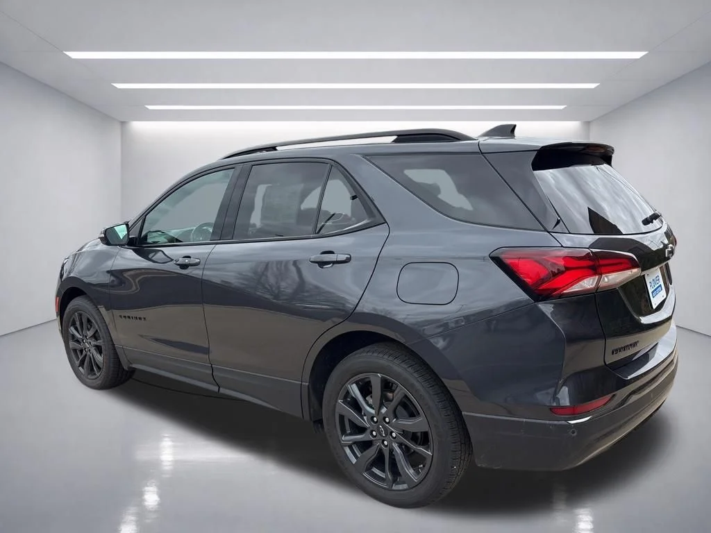 Used 2022 Iron Gray Metallic Chevrolet RS image 4