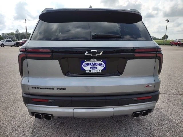 Certified Used 2024 Sterling Gray Metallic Chevrolet Z71 image 4