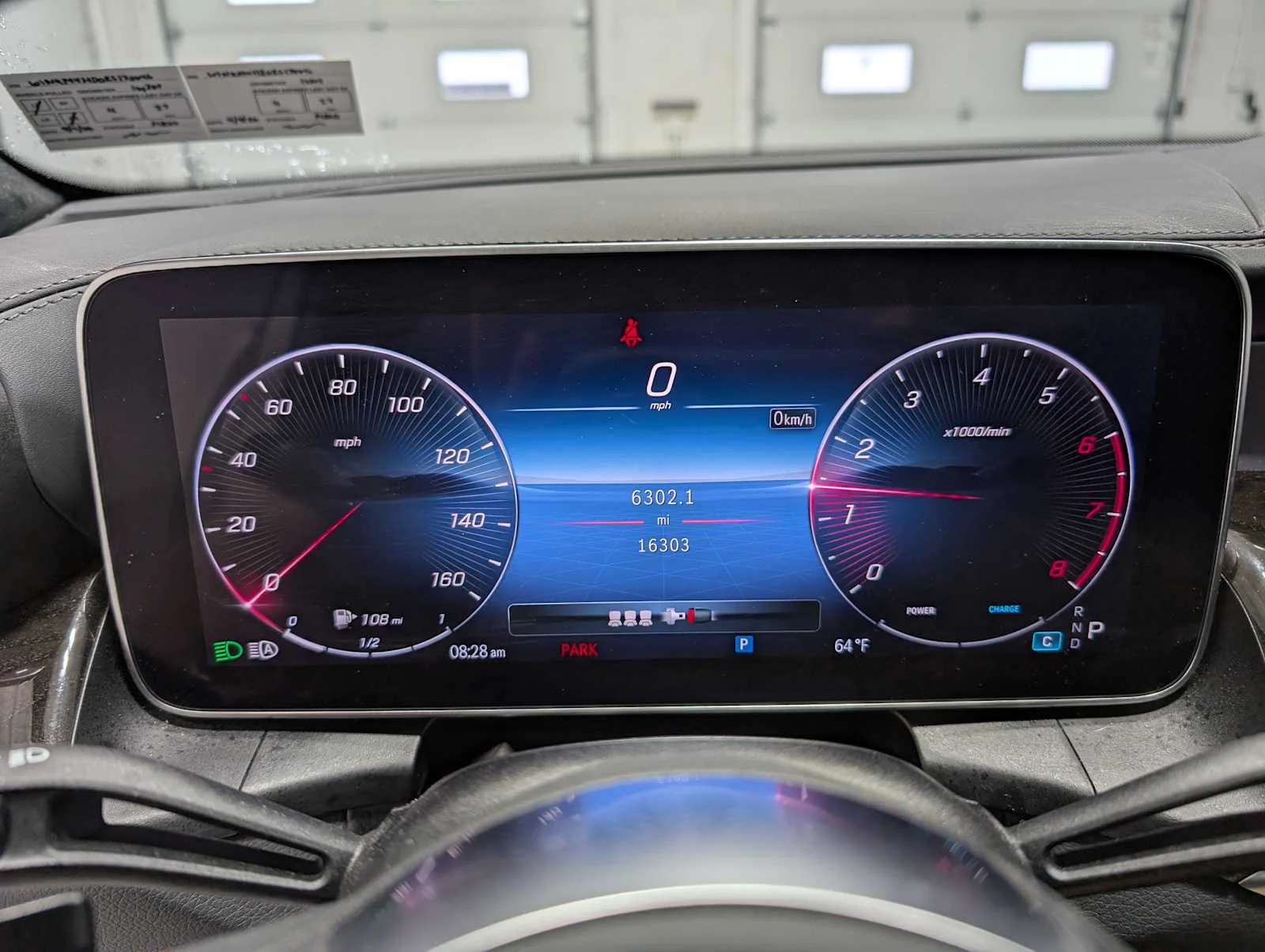 Used 2024 Polar White Mercedes-Benz GLC 300 image 23
