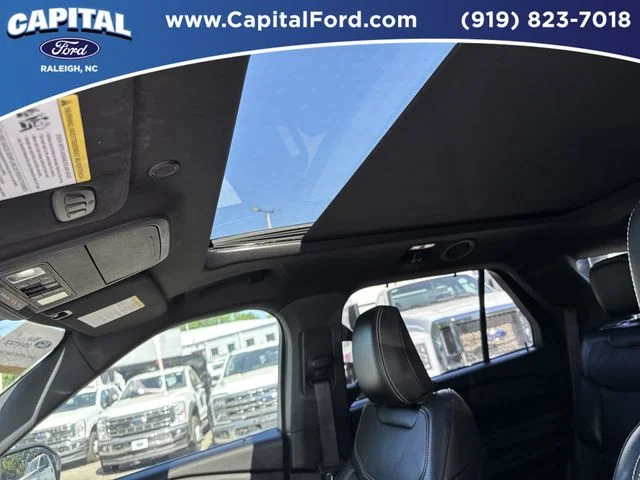 Used 2021  Ford ST image 22