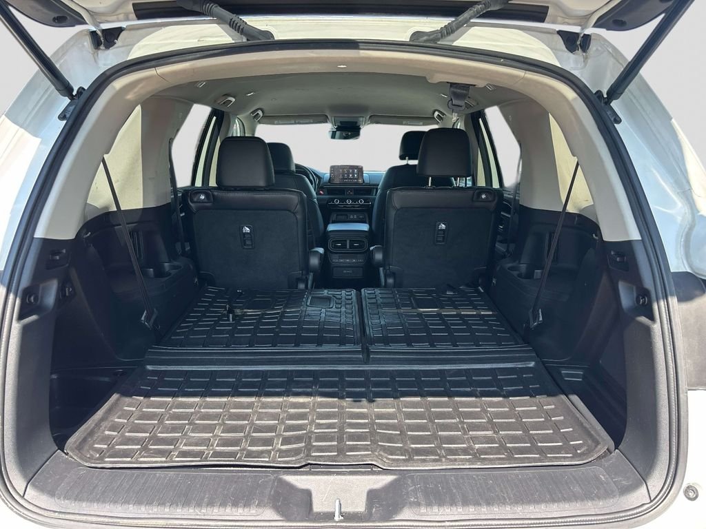 Used 2023 White Honda EX-L image 16
