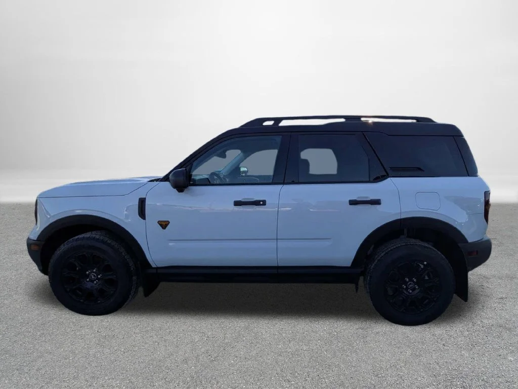 New 2026 Oxford White Ford Badlands® image 6