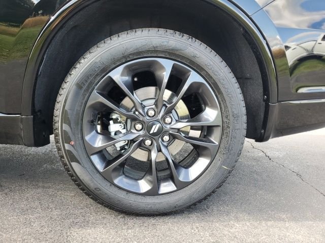 New 2026 Diamond Black Clear-Coat Exterior Paint Dodge GT Plus image 9