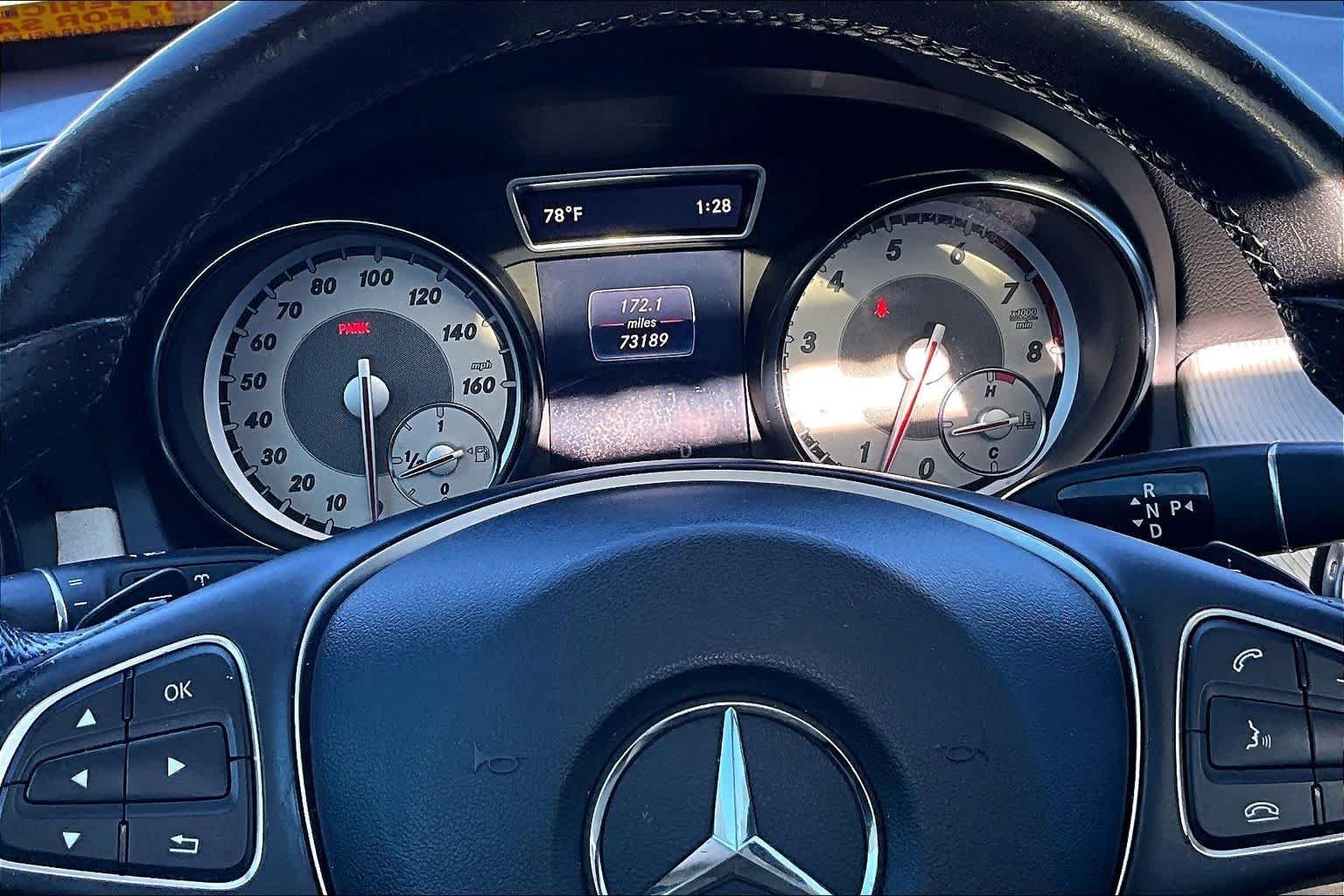 Used 2017 Cirrus White Mercedes-Benz GLA 250 image 26