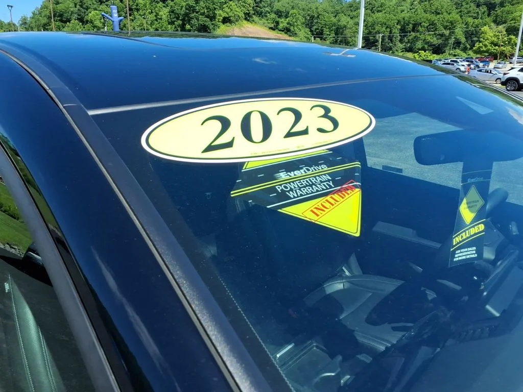 Used 2023 Black Honda EX-L image 32