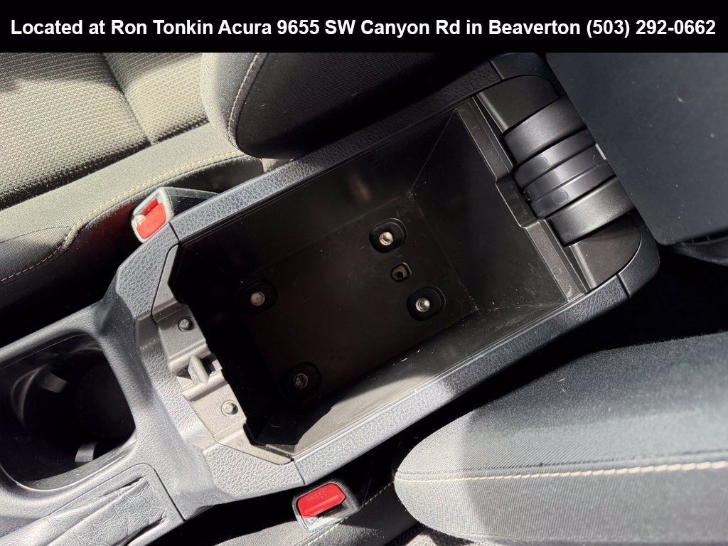 Used 2018 Super White Toyota XLE image 25