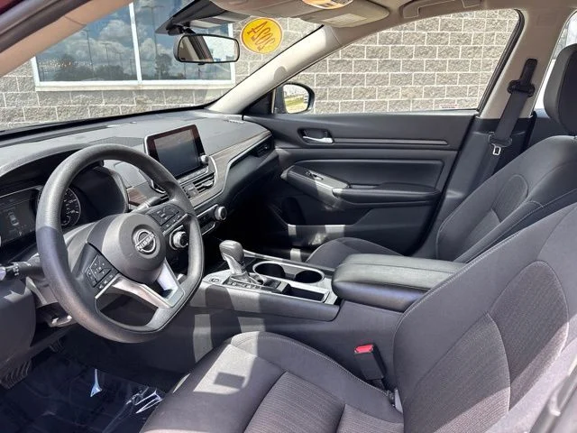 Used 2024 Garnet Pearl Nissan 2.5 SV image 17