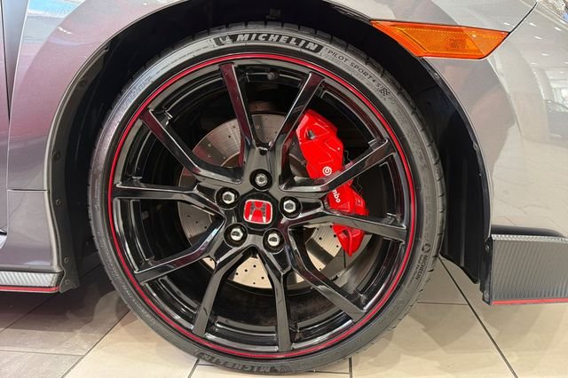 Used 2018 Polished Metal Metallic Honda Touring image 31