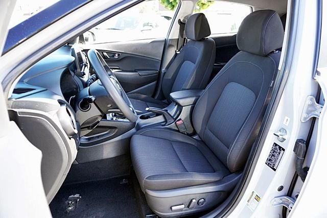 Used 2023 Silver Hyundai SEL image 14