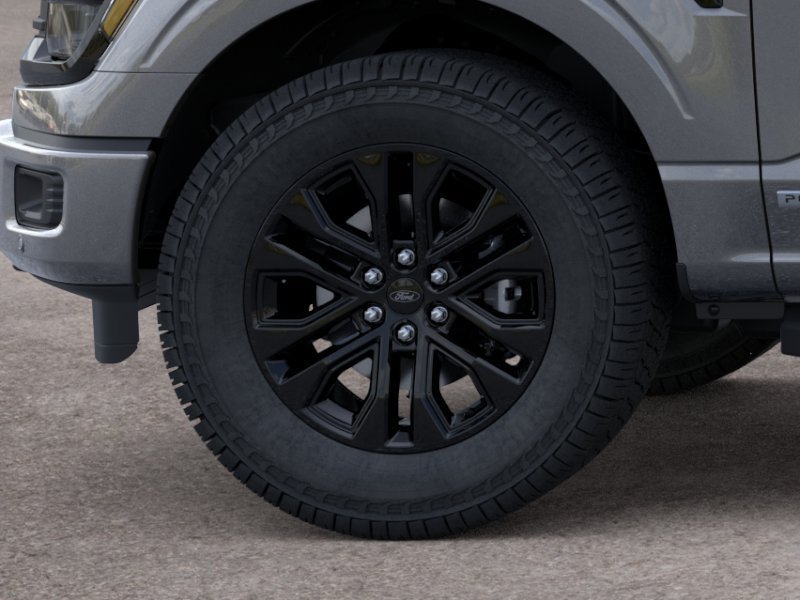 New 2026 Carbonized Gray Metallic Ford XLT image 19