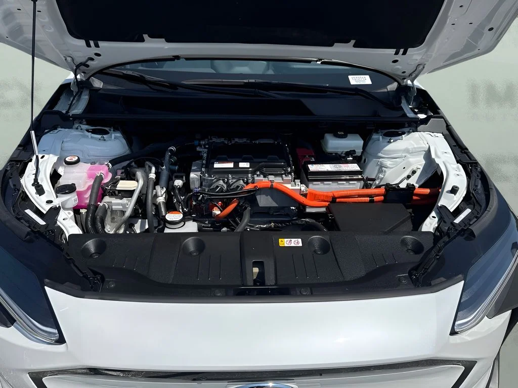 Used 2023 White Subaru Limited image 36