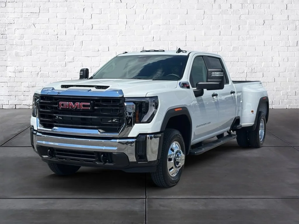 2026 GMC Sierra 3500HD Pro - Photo 2