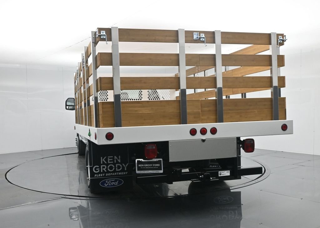 New 2026 Oxford White Ford XL image 48