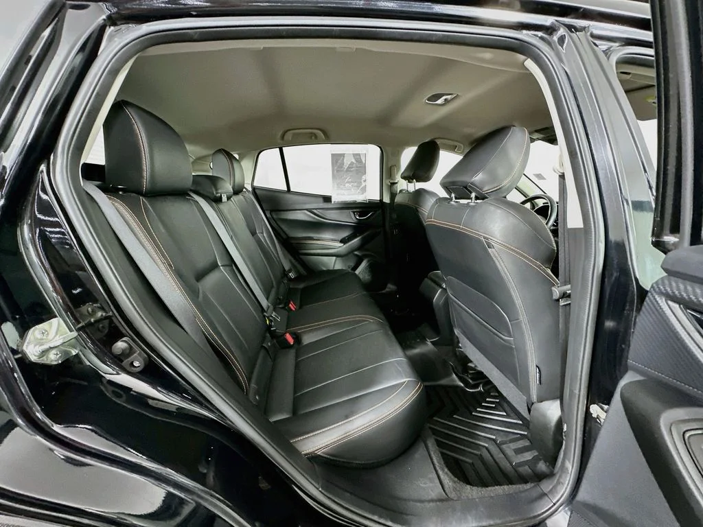Used 2018 Crystal Black Silica Subaru 2.0i Limited image 26