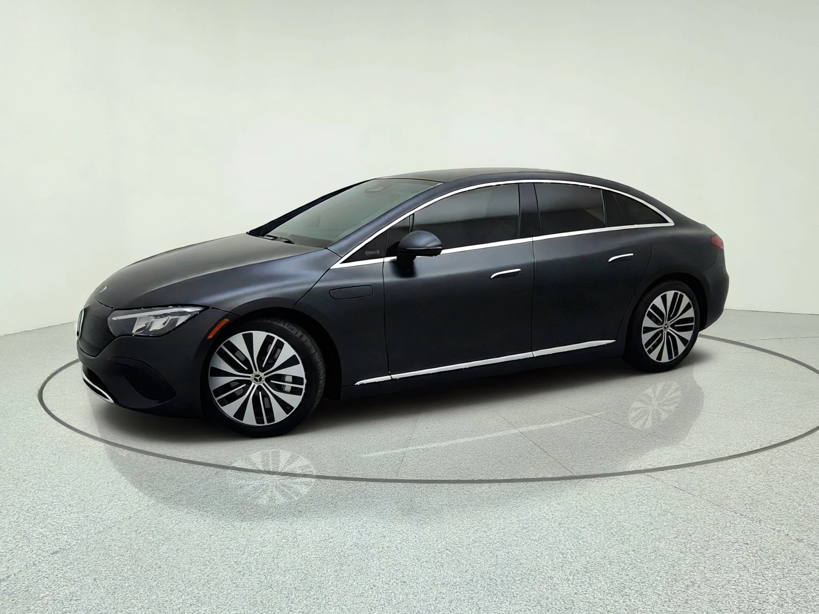 Certified Used 2023 MANUFAKTUR Graphite Grey Magno Mercedes-Benz EQE 350 image 15
